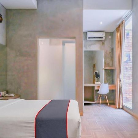 Collection O 31 The Batik Bed And Coffee Bandung Hotel ภายนอก รูปภาพ